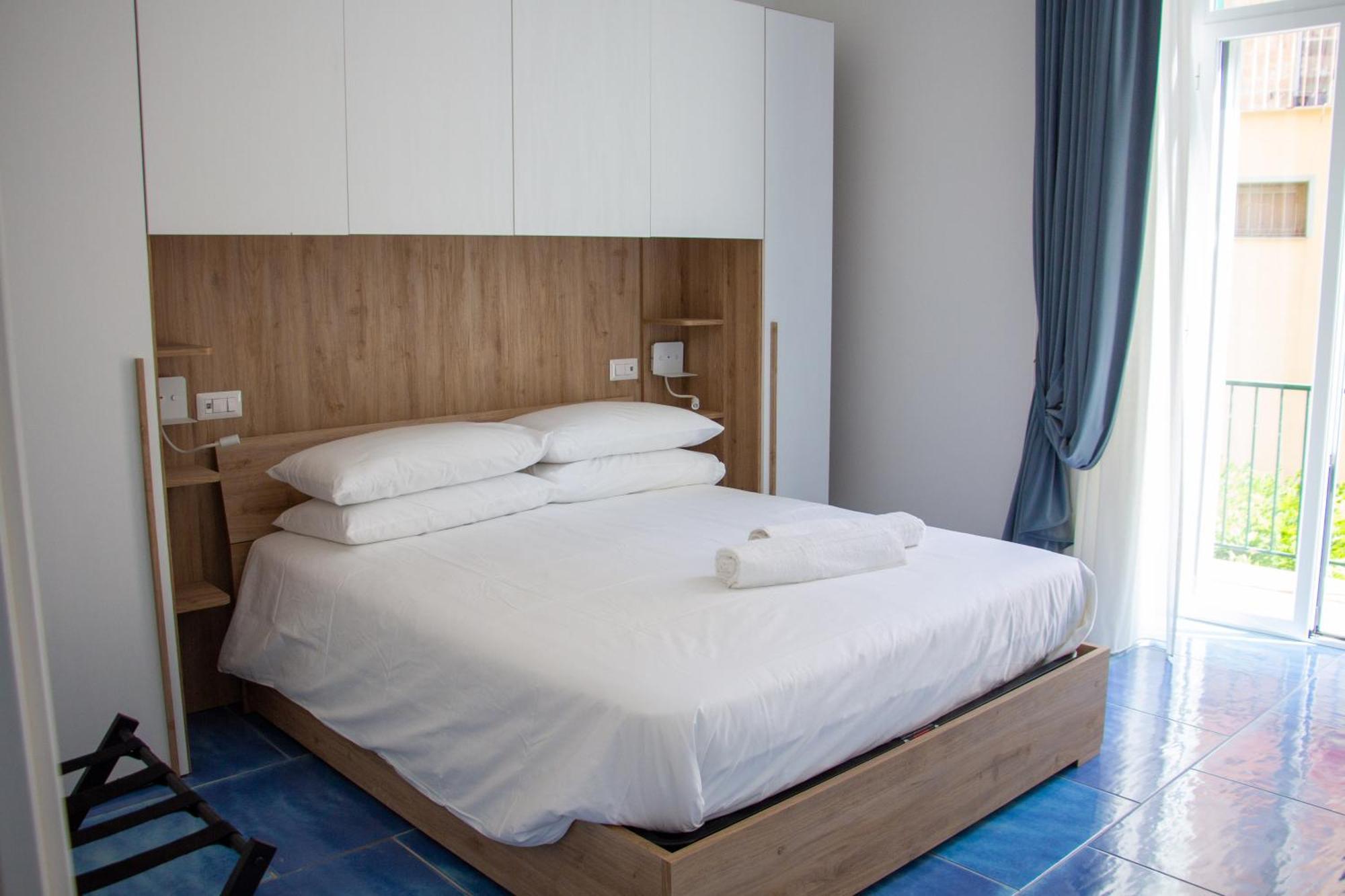 Wanderlust Aria Di Mare Appartement Napels Buitenkant foto