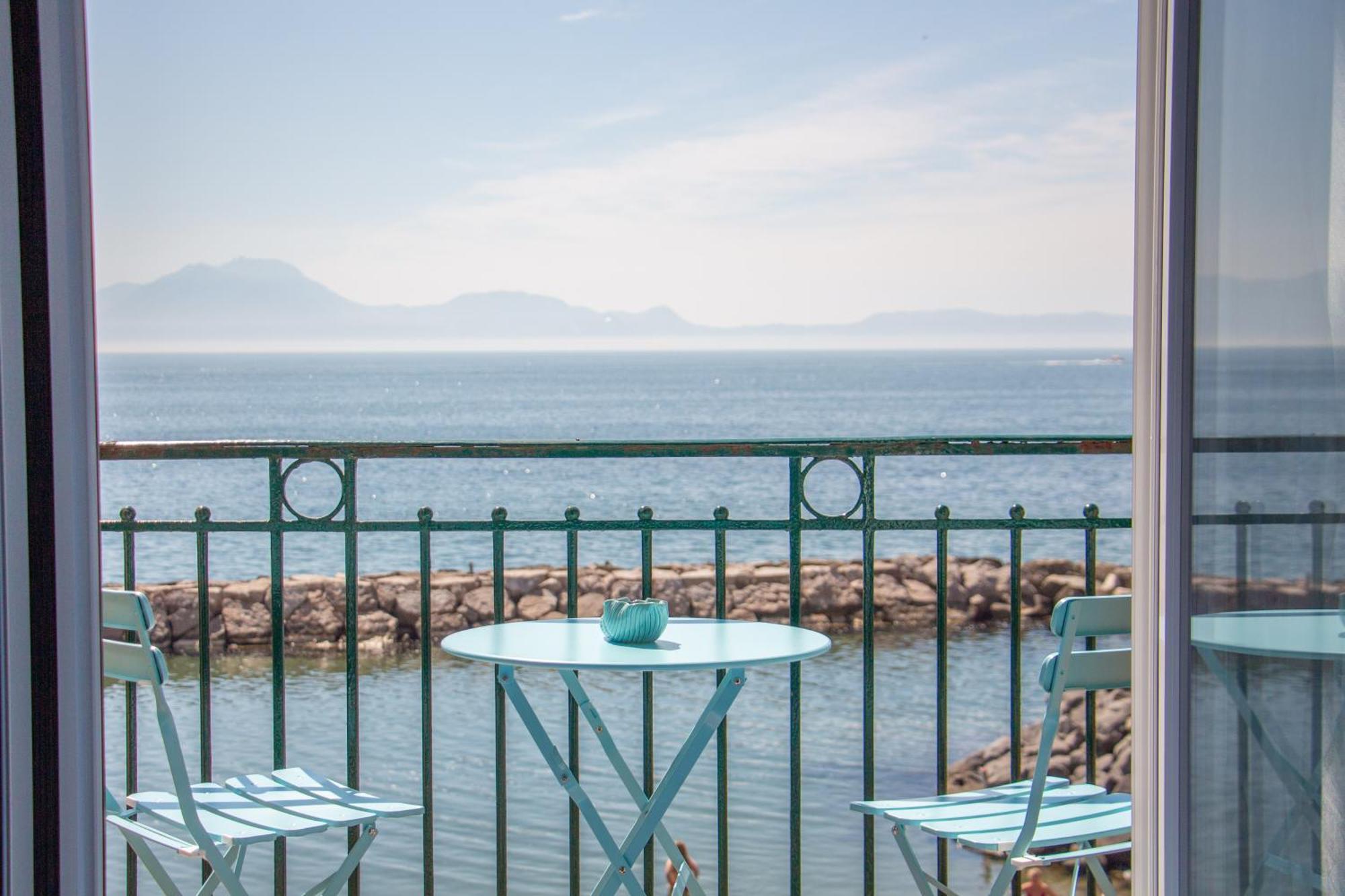 Wanderlust Aria Di Mare Appartement Napels Buitenkant foto