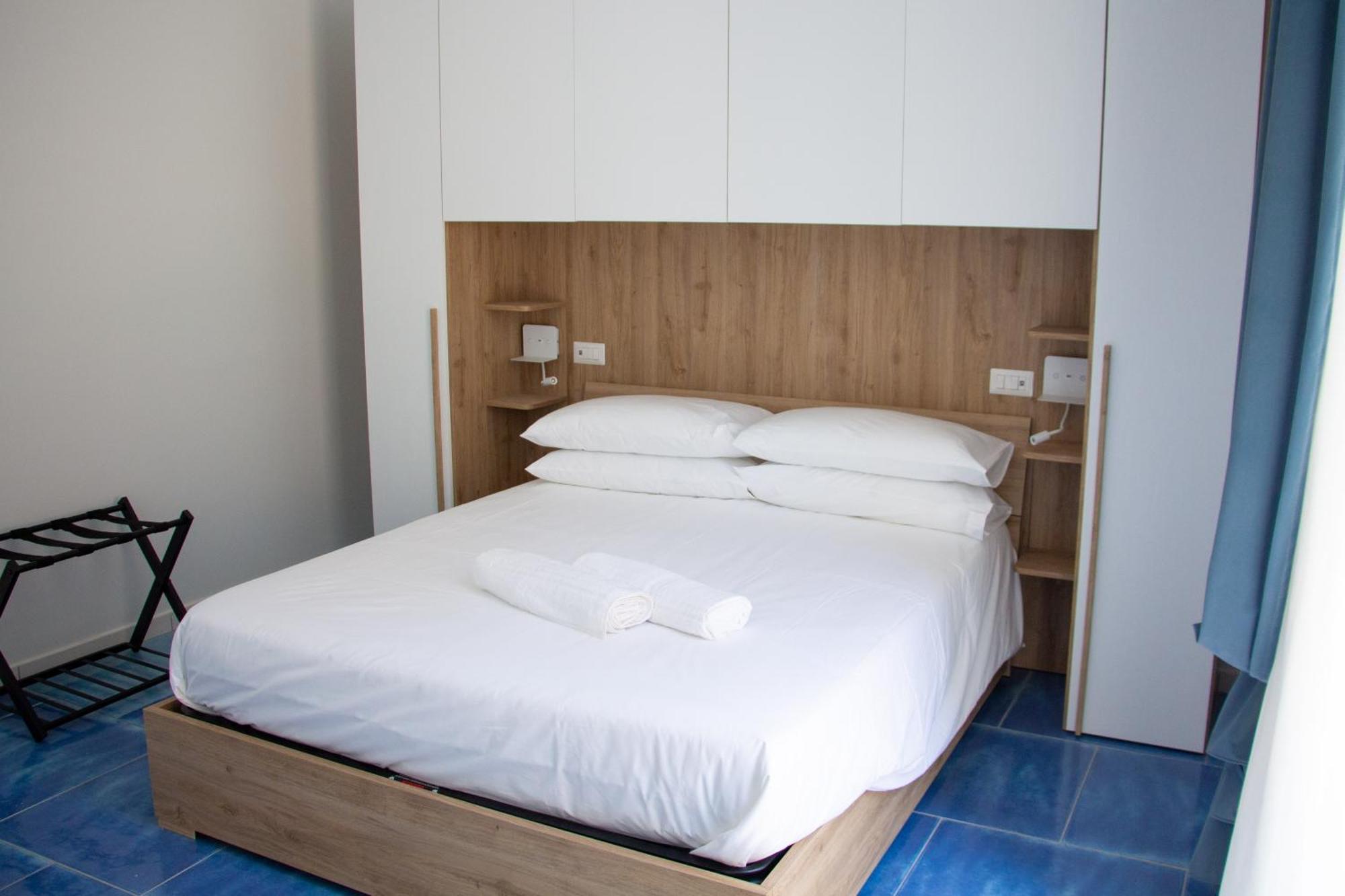 Wanderlust Aria Di Mare Appartement Napels Buitenkant foto