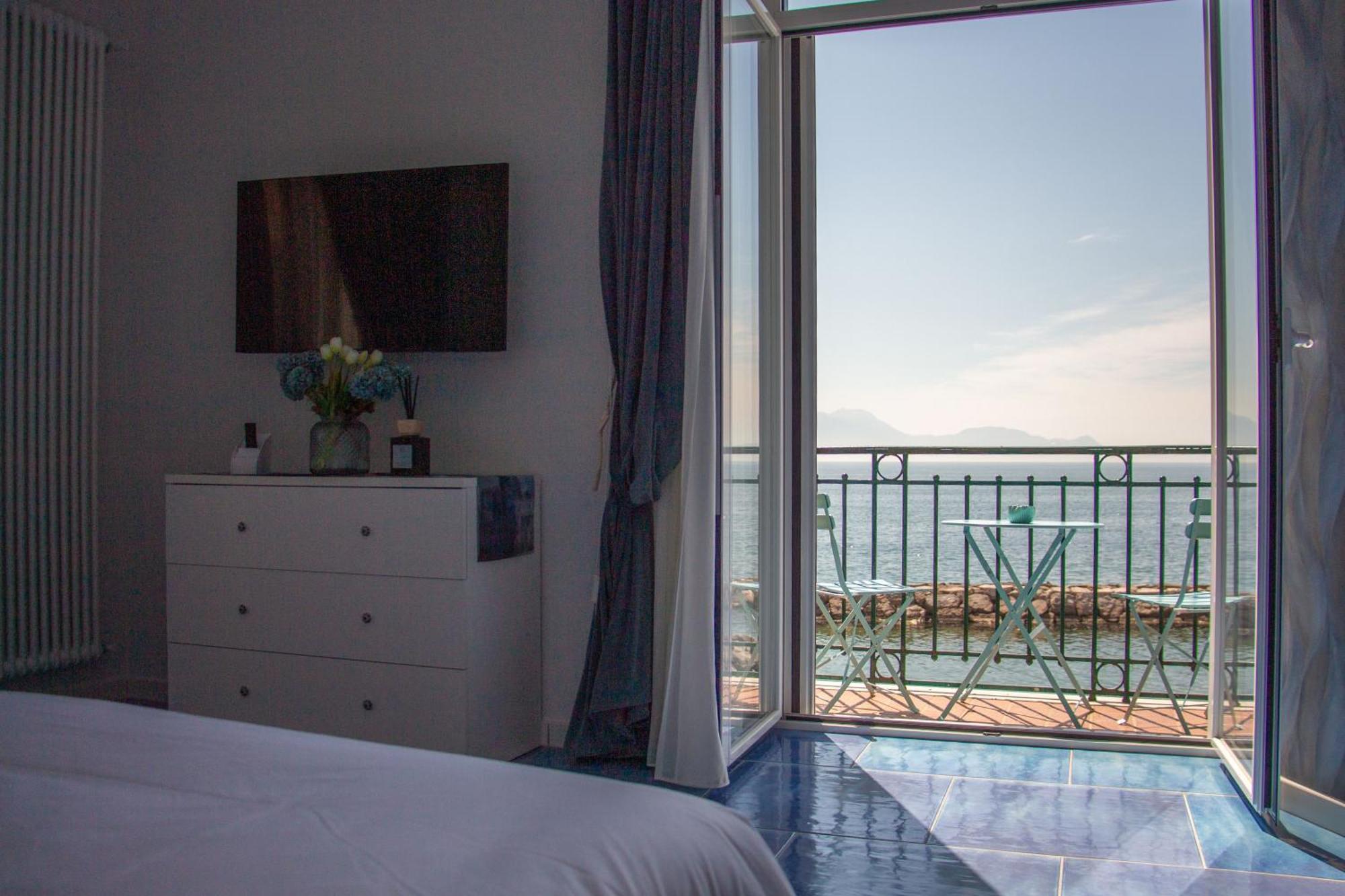 Wanderlust Aria Di Mare Appartement Napels Buitenkant foto